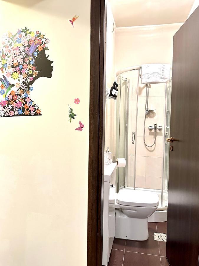 Holiday Apartments Букурещ Екстериор снимка
