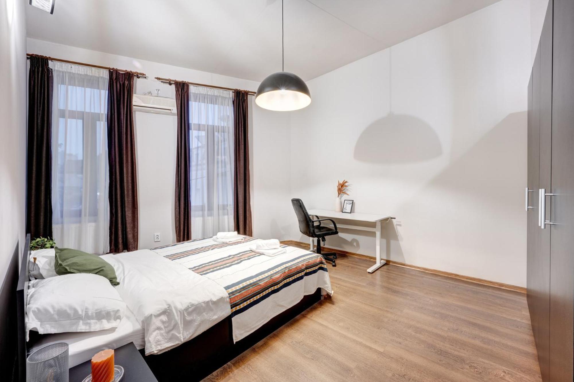 Holiday Apartments Букурещ Екстериор снимка