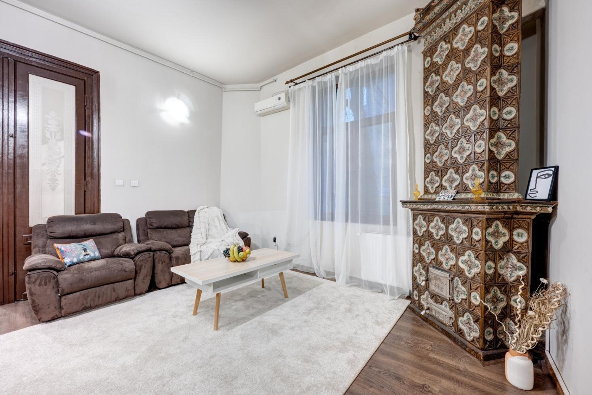 Holiday Apartments Букурещ Екстериор снимка