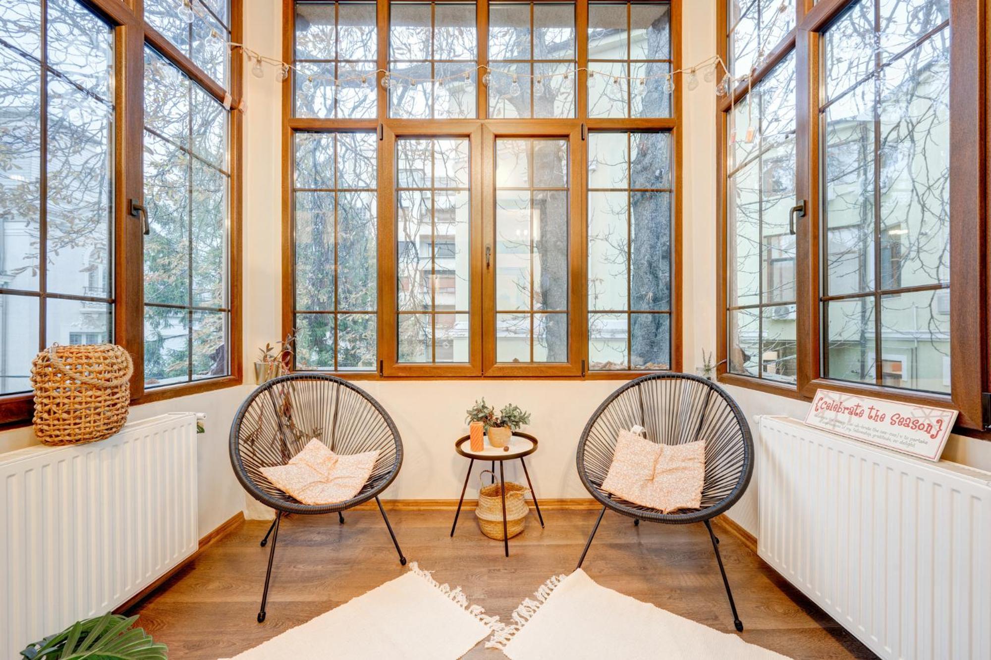 Holiday Apartments Букурещ Екстериор снимка